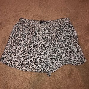 Brandy Melville black and white floral shorts